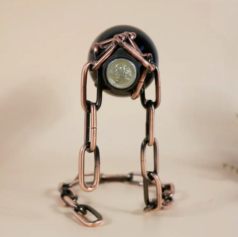 Iron Chain Wine-Bottle Holder