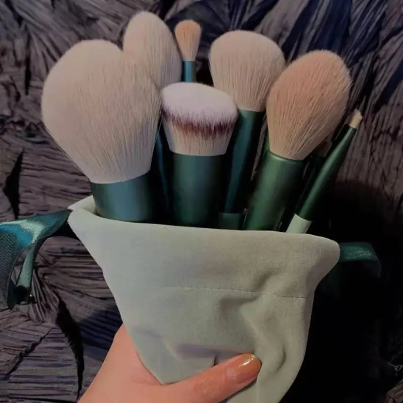 13 Piece Soft Fluffy Makeup Brushes Set